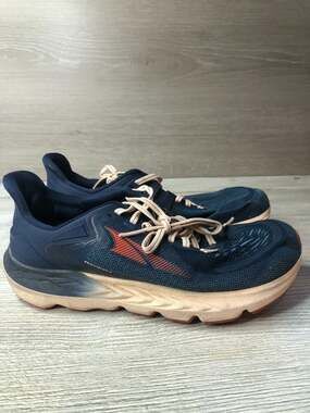 Altra Women's Provision 6 Road Running Shoe Navy/Peach sz 10